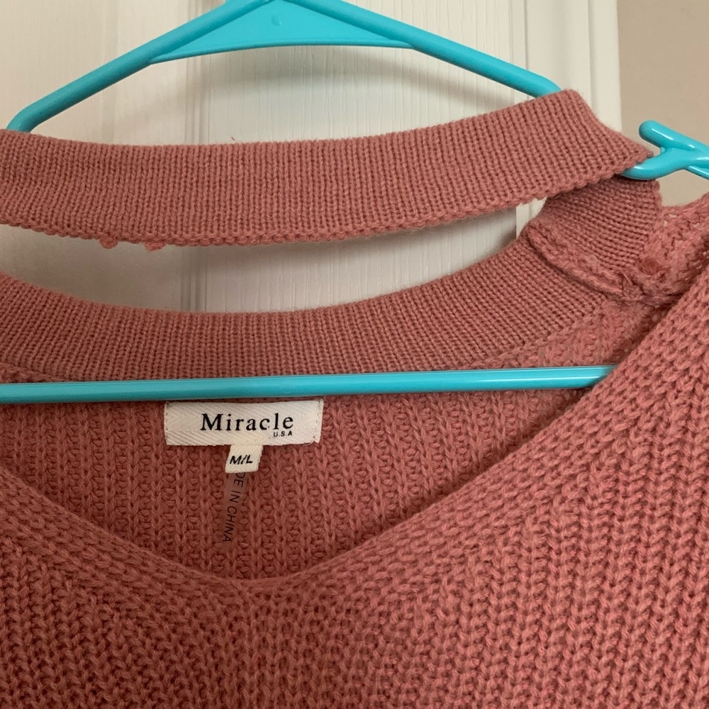 Sweater - Picture 4 of 5